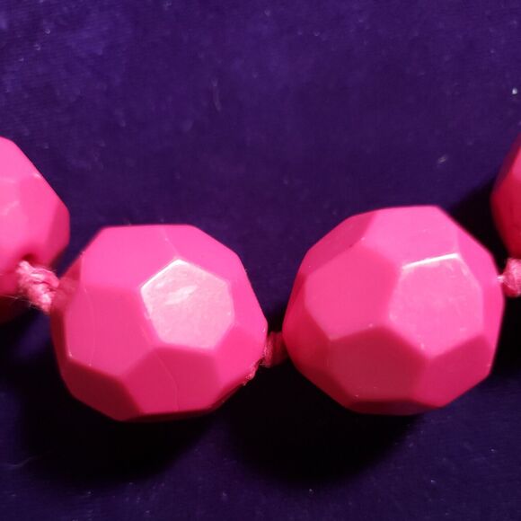 Pink Statement Necklace, Large Chunky Heavy Beads in Graduating Sizes, NWT - Picture 2 of 10